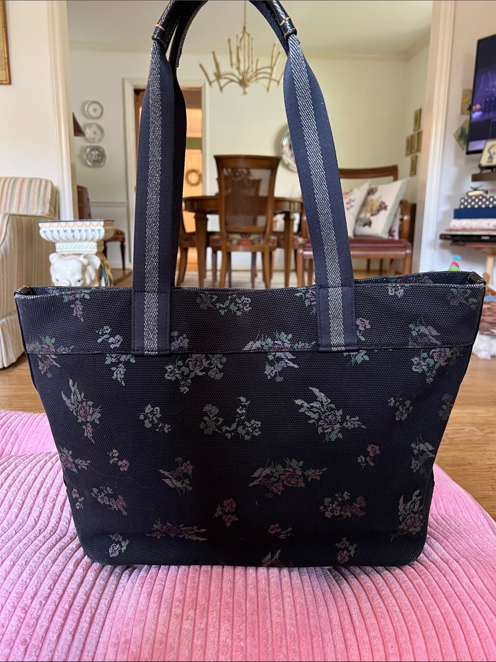 Coach x Jason Naylor LOVE Tote - Picture 4 of 16